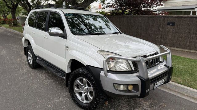 Used Toyota Landcruiser Prado KDJ120R 07 Upgrade VX (4x4) Prospect, 2007 Toyota Landcruiser Prado KDJ120R 07 Upgrade VX (4x4) Pearl White 5 Speed Automatic Wagon