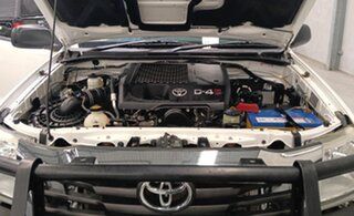 2015 Toyota Hilux KUN26R MY14 SR White 5 Speed Manual Cab Chassis