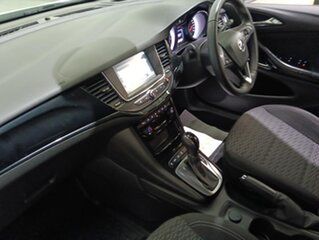 2018 Holden Astra BK MY19 R+ White 6 Speed Sports Automatic Hatchback