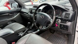 2007 Toyota Landcruiser Prado KDJ120R 07 Upgrade VX (4x4) Pearl White 5 Speed Automatic Wagon