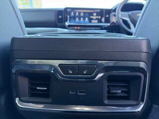 2026 Chevrolet Silverado T1 MY26i 1500 LTZ Premium Pickup Crew Cab W/Tech Pack Polar White Tricoat