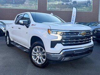 2026 Chevrolet Silverado T1 MY26i 1500 LTZ Premium Pickup Crew Cab W/Tech Pack Polar White Tricoat.