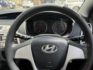 2011 Hyundai i20 PB MY11 Active Silver 5 Speed Manual Hatchback