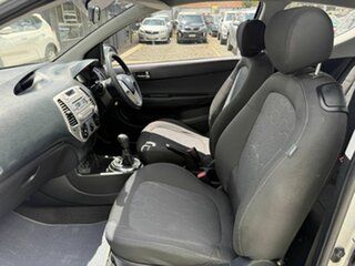 2011 Hyundai i20 PB MY11 Active Silver 5 Speed Manual Hatchback