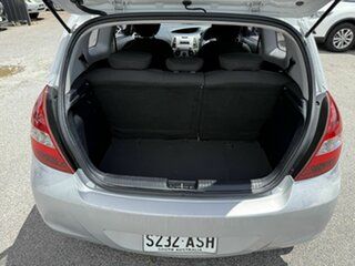 2011 Hyundai i20 PB MY11 Active Silver 5 Speed Manual Hatchback