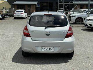 2011 Hyundai i20 PB MY11 Active Silver 5 Speed Manual Hatchback