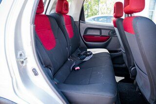 2004 Holden Cruze YG 2 Silver 5 Speed Manual Wagon