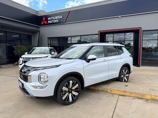 2025 Mitsubishi Outlander ZM Aspire Diamond White Wagon.