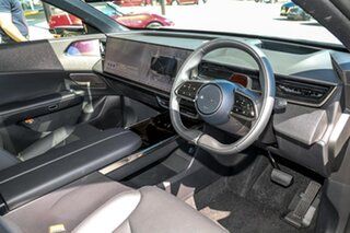 2026 Mazda CX-6E GR E35 Azami Crystal White Pearl / Jet Blac 1 Speed Reduction Gear Wagon