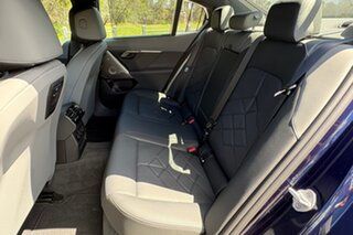 2026 BMW 5 G60 40D Xdrive Tansanitblau Ii Metallic 8 Speed Automatic Steptronic Sedan