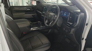 2026 Chevrolet Silverado T1 MY26 1500 ZR2 Pickup Crew Cab W/Tech Pack Summit White 10 Speed