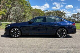 2026 BMW 5 G60 40D Xdrive Tansanitblau Ii Metallic 8 Speed Automatic Steptronic Sedan