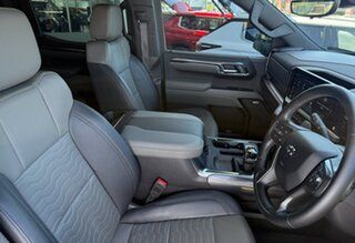 2025 Chevrolet Silverado T1 MY25 1500 ZR2 Pickup Crew Cab W/Tech Pack Grey 10 Speed Automatic
