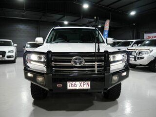 2017 Toyota Landcruiser VDJ200R VX White 6 Speed Sports Automatic Wagon.