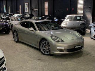 2009 Porsche Panamera 970 4S Silver, Chrome Sports Automatic Dual Clutch Sedan.